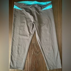 Calvin Klein Woman’s Leggings/Capris Performance Polyester Blue/Gray Size XL